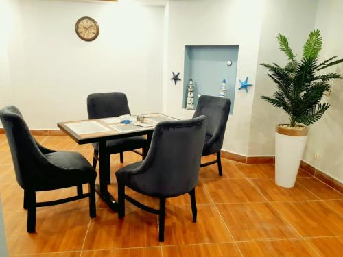 424920927 796244915875317 839530315590026671 n-1